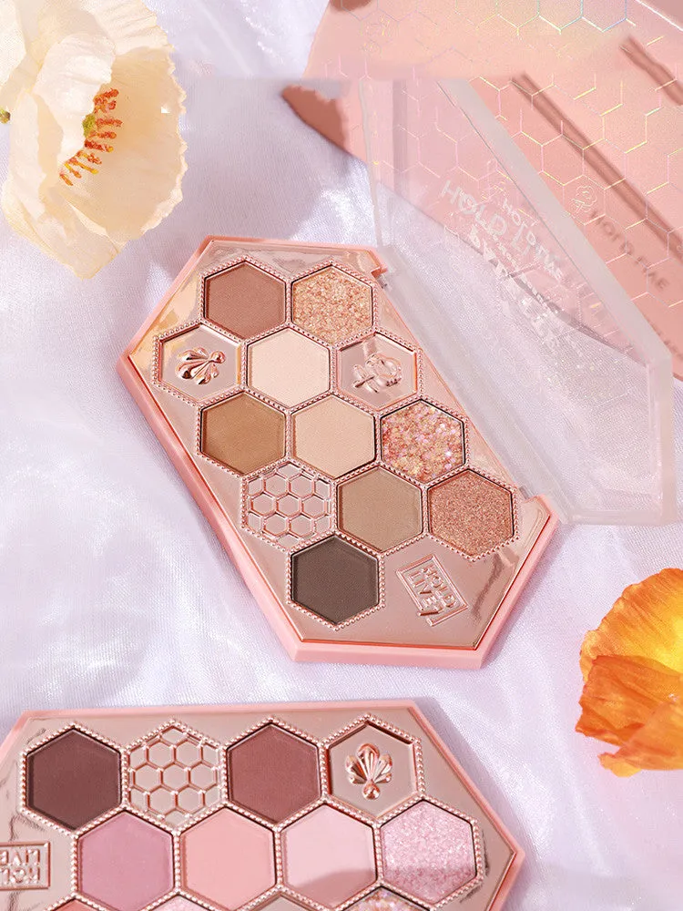 Matte and Glitter Eyeshadow Palette