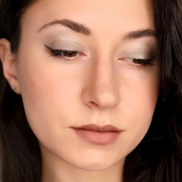 Shimmer Eye Shadow Palette for Hazel Eyes